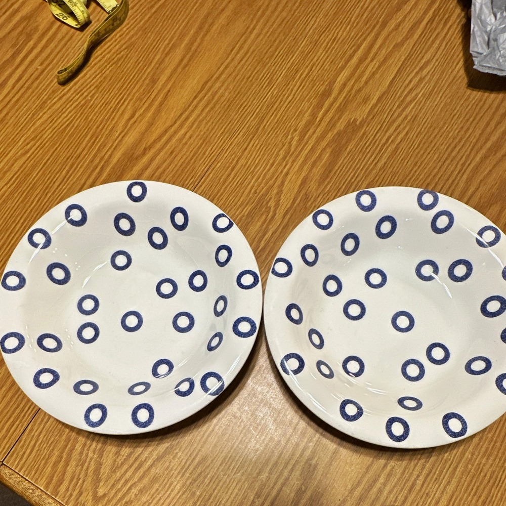 Pier 1 Imports Handmade Italy Set of 2 White Ceramic Bowls Blue Ring Pattern